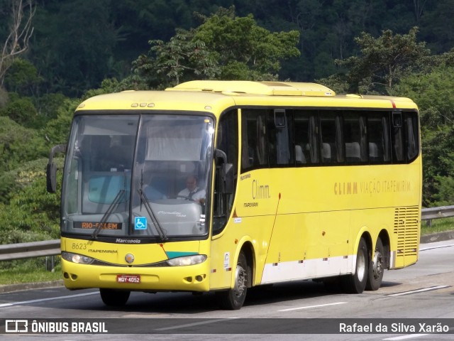 Viação Itapemirim 8623 na cidade de Petrópolis, Rio de Janeiro, Brasil, por Rafael da Silva Xarão. ID da foto: 8323841.