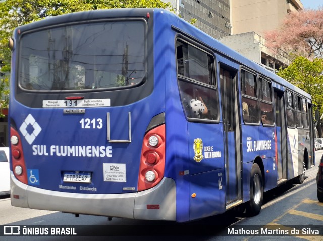 Viação Sul Fluminense 1213 na cidade de Volta Redonda, Rio de Janeiro, Brasil, por Matheus Martins da Silva. Número da foto: #8250430.