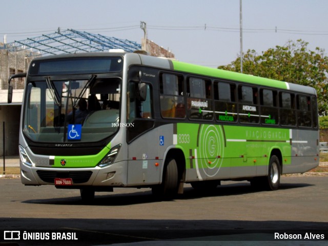 Viação Garcia 8333 na cidade de Paranavaí, Paraná, Brasil, por Robson Alves. ID da foto: 8254150.