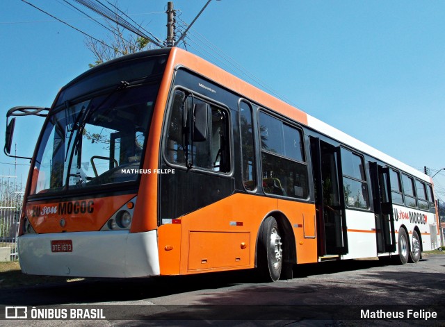 Ônibus Particulares 8 2290 na cidade de Curitiba, Paraná, Brasil, por Matheus Felipe. ID da foto: 8252627.