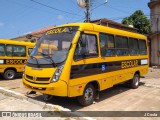 Escolares  na cidade de Viseu, Pará, Brasil, por J Costa. Número da foto: #:id.