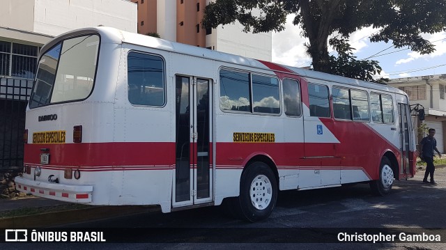 Autobuses sin identificación - Costa Rica PB 1063 na cidade de Mata Redonda, San José, San José, Costa Rica, por Christopher Gamboa. Número da foto: #8260465.