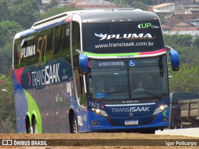 Trans Isaak Turismo 1925 na cidade de Divinópolis, Minas Gerais, Brasil, por Igor Policarpo. Número da foto: #8265634.