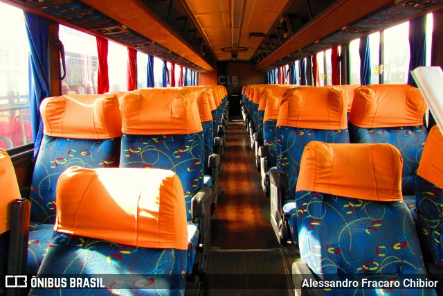 Ônibus Particulares 3000 na cidade de Campo Largo, Paraná, Brasil, por Alessandro Fracaro Chibior. Número da foto: #8263661.