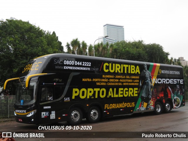 Expresso Nordeste 5415 na cidade de Curitiba, Paraná, Brasil, por Paulo Roberto Chulis. Número da foto: #8264928.