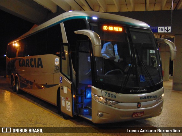 Viação Garcia 7806 na cidade de Araraquara, São Paulo, Brasil, por Lucas Adriano Bernardino. Número da foto: #8265773.