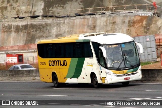 Empresa Gontijo de Transportes 7075 na cidade de Salvador, Bahia, Brasil, por Felipe Pessoa de Albuquerque. ID da foto: 8356534.