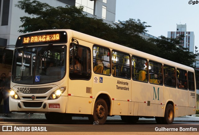 Viação Antonina 24055 na cidade de Curitiba, Paraná, Brasil, por Guilherme Bomfim. Número da foto: #8359089.