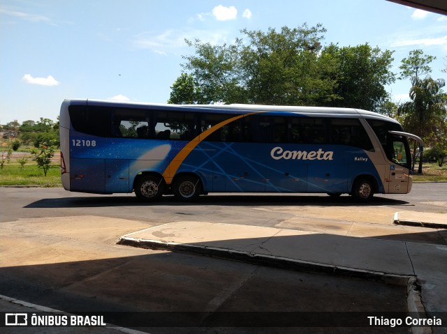 Viação Cometa 12108 na cidade de Catanduva, São Paulo, Brasil, por Thiago Correia. ID da foto: 8368663.