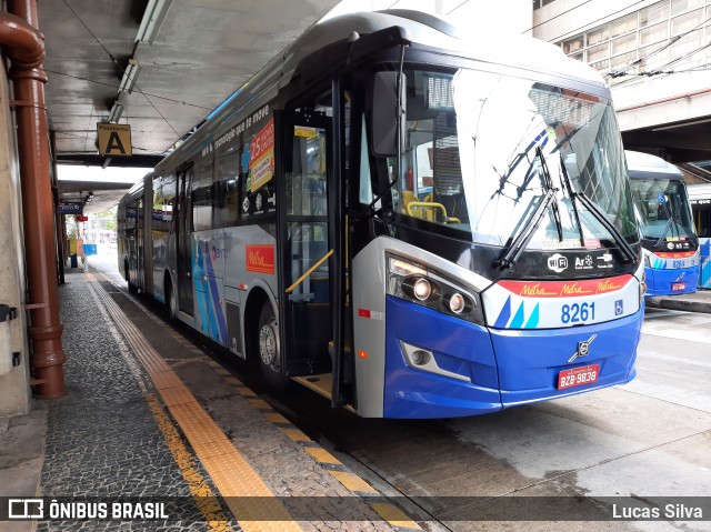 Metra - Sistema Metropolitano de Transporte 8261 na cidade de Diadema, São Paulo, Brasil, por Lucas Silva. Número da foto: #8370117.