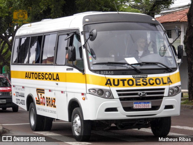 AutoEscola São Braz 5B08 na cidade de Curitiba, Paraná, Brasil, por Matheus Ribas. Número da foto: #8372624.