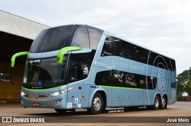 Viação Garcia 8713 na cidade de Maringá, Paraná, Brasil, por José Melo. ID da foto: 8370818.