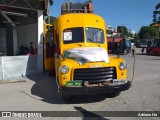 Ônibus Particulares 1952 na cidade de Curitiba, Paraná, Brasil, por Adriano He. Número da foto: #8371447.