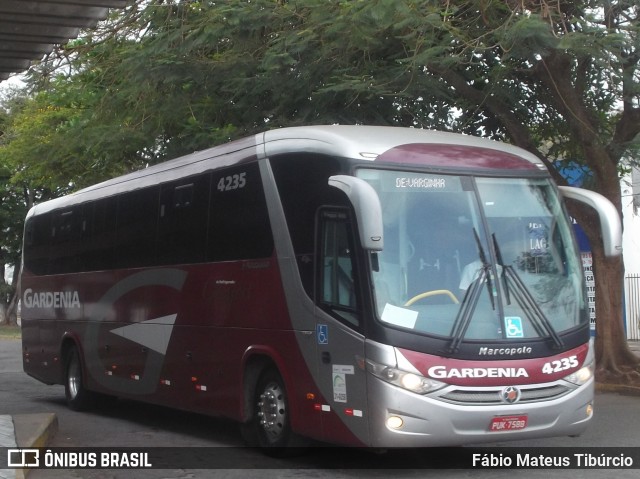 Expresso Gardenia 4235 na cidade de Três Corações, Minas Gerais, Brasil, por Fábio Mateus Tibúrcio. ID da foto: 8374309.