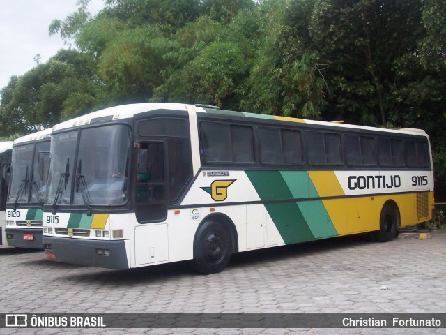 Empresa Gontijo de Transportes 9115 na cidade de Governador Valadares, Minas Gerais, Brasil, por Christian  Fortunato. Número da foto: #8377699.