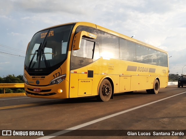 Rodam 173 na cidade de Ji-Paraná, Rondônia, Brasil, por Gian Lucas  Santana Zardo. Número da foto: #8379606.