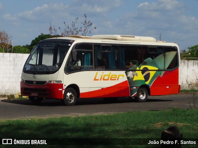Empresa Lider 92 na cidade de Teresina, Piauí, Brasil, por João Pedro F. Santos. Número da foto: #8383607.