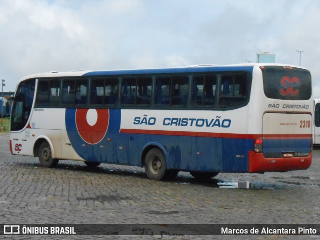 Viação São Cristóvão 2310 na cidade de Lavras, Minas Gerais, Brasil, por Marcos de Alcantara Pinto. Número da foto: #8383194.