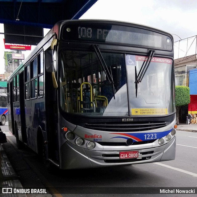 BBTT - Benfica Barueri Transporte e Turismo 1223 na cidade de Itapevi, São Paulo, Brasil, por Michel Nowacki. ID da foto: 8335401.