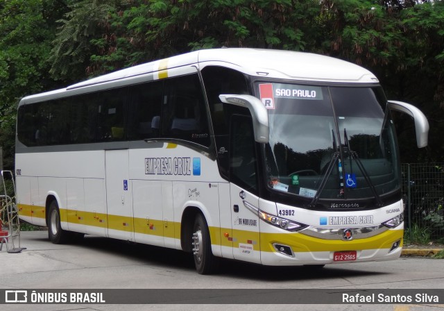 Empresa Cruz 43902 na cidade de São Paulo, São Paulo, Brasil, por Rafael Santos Silva. Número da foto: #8389583.