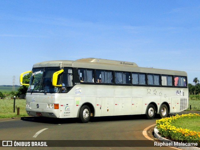 Ônibus Particulares 2012 na cidade de Barretos, São Paulo, Brasil, por Raphael Malacarne. Número da foto: #8391028.