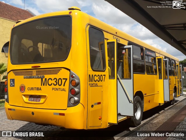 Auto Viação Mercês MC307 na cidade de Curitiba, Paraná, Brasil, por Lucas Weber Calizario. ID da foto: 8393032.