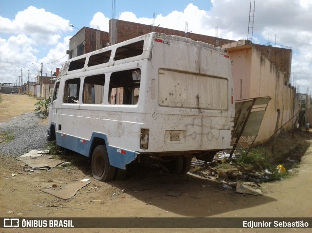 Sucata e Desmanches 1223 na cidade de Carpina, Pernambuco, Brasil, por Edjunior Sebastião. ID da foto: 8396912.