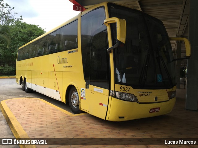 Viação Itapemirim 9537 na cidade de Queluz, São Paulo, Brasil, por Lucas Marcos. Número da foto: #8397678.