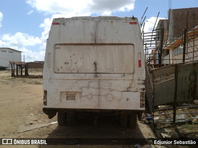 Sucata e Desmanches 1223 na cidade de Carpina, Pernambuco, Brasil, por Edjunior Sebastião. Número da foto: #8396906.
