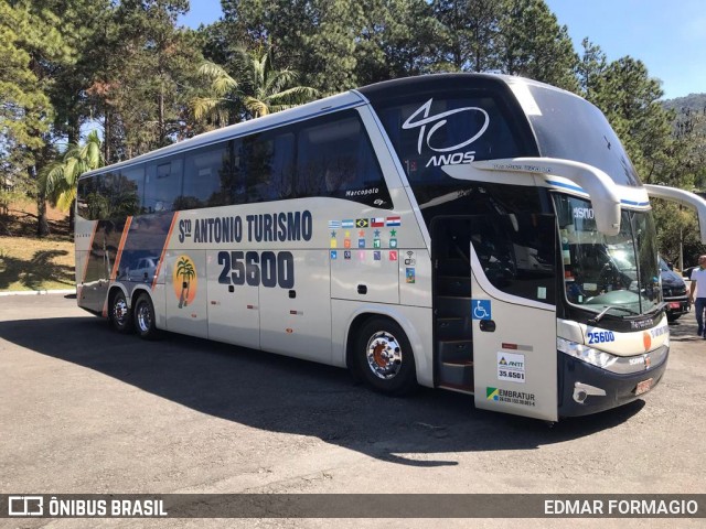 Santo Antônio Turismo 25600 na cidade de Poços de Caldas, Minas Gerais, Brasil, por Edmar Formagio. ID da foto: 8396559.