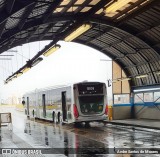 Via Sudeste Transportes S.A. 5 2809 na cidade de São Paulo, São Paulo, Brasil, por Andre Santos de Moraes. Número da foto: #:id.