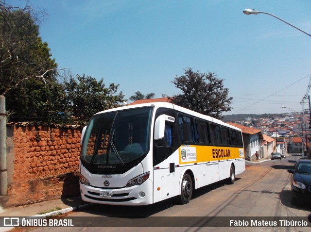Prefeitura Municipal de São Bento Abade 7869 na cidade de Três Corações, Minas Gerais, Brasil, por Fábio Mateus Tibúrcio. Número da foto: #8403428.