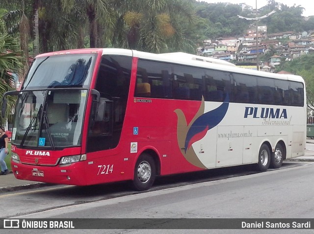 Pluma Conforto e Turismo 7214 na cidade de Santos, São Paulo, Brasil, por Daniel Santos Sardi. ID da foto: 8402603.