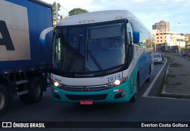 Marlim Azul Turismo 7015 na cidade de Cariacica, Espírito Santo, Brasil, por Everton Costa Goltara. ID da foto: 8405019.