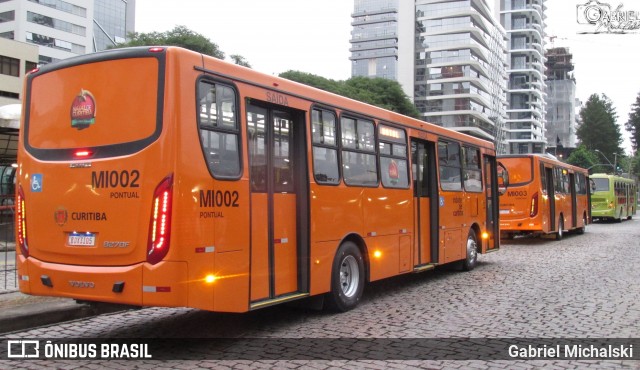 Auto Viação Mercês MI002 na cidade de Curitiba, Paraná, Brasil, por Gabriel Michalski. ID da foto: 8406841.