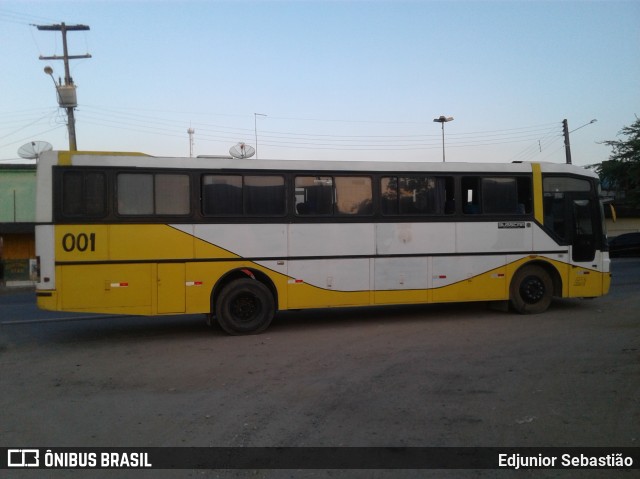 Ônibus Particulares 001 na cidade de Nazaré da Mata, Pernambuco, Brasil, por Edjunior Sebastião. ID da foto: 8335594.