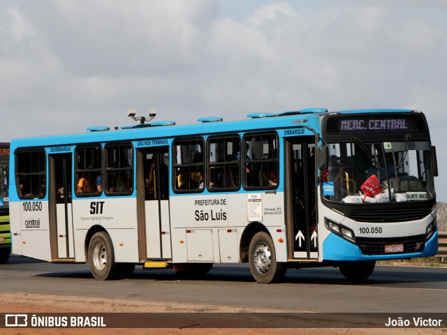 Taguatur - Taguatinga Transporte e Turismo 100.050 na cidade de São Luís, Maranhão, Brasil, por João Victor. ID da foto: 8337517.