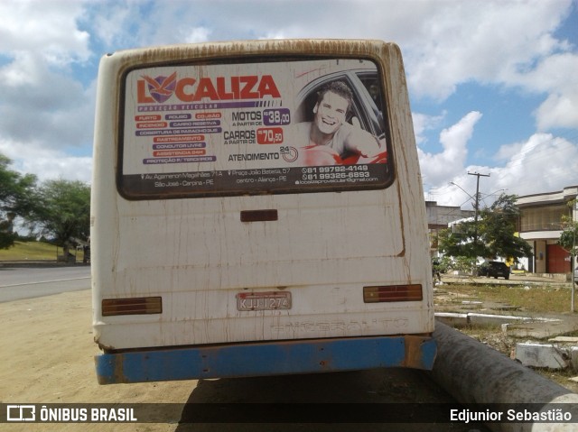 Ônibus Particulares KJJ1274 na cidade de Nazaré da Mata, Pernambuco, Brasil, por Edjunior Sebastião. Número da foto: #8412851.