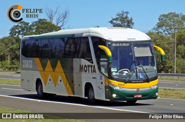 Viação Motta 21812 na cidade de Bauru, São Paulo, Brasil, por Felipe Rhis Elias. Número da foto: #8414766.
