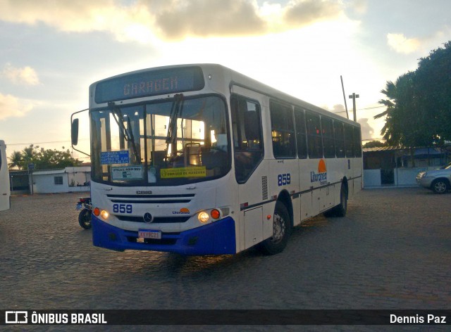 Litorânea Transportes 859 na cidade de Natal, Rio Grande do Norte, Brasil, por Dennis Paz. Número da foto: #8412981.