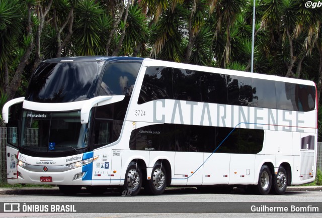 Auto Viação Catarinense 3724 na cidade de Curitiba, Paraná, Brasil, por Guilherme Bomfim. ID da foto: 8339228.