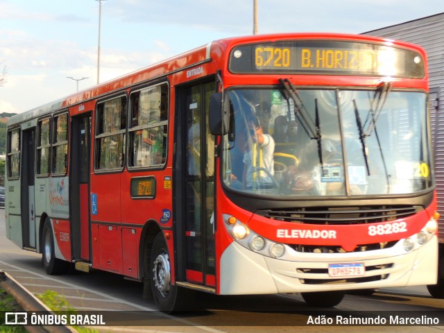 Viação Novo Retiro 88282 na cidade de Belo Horizonte, Minas Gerais, Brasil, por Adão Raimundo Marcelino. ID da foto: 8347308.