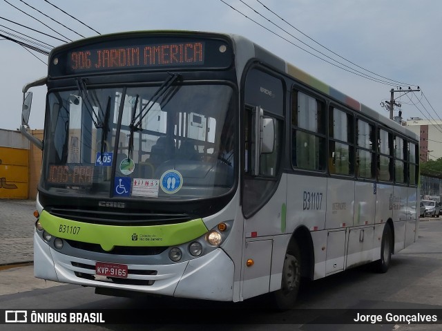 Viação VG B31107 na cidade de Rio de Janeiro, Rio de Janeiro, Brasil, por Jorge Gonçalves. ID da foto: 8345839.