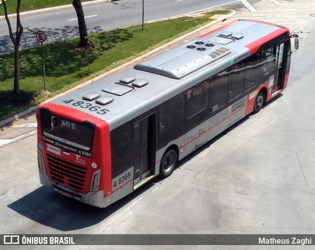 Express Transportes Urbanos Ltda 4 8365 na cidade de São Paulo, São Paulo, Brasil, por Matheus Zaghi. ID da foto: 8345859.