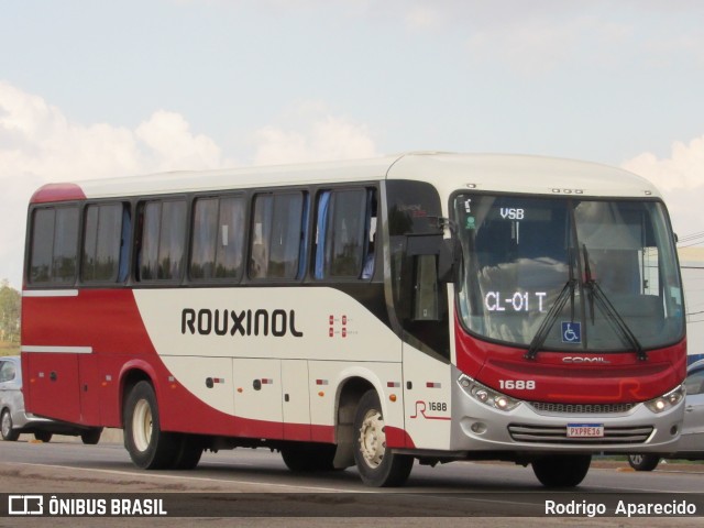 Rouxinol 1688 na cidade de Conselheiro Lafaiete, Minas Gerais, Brasil, por Rodrigo  Aparecido. ID da foto: 8349442.