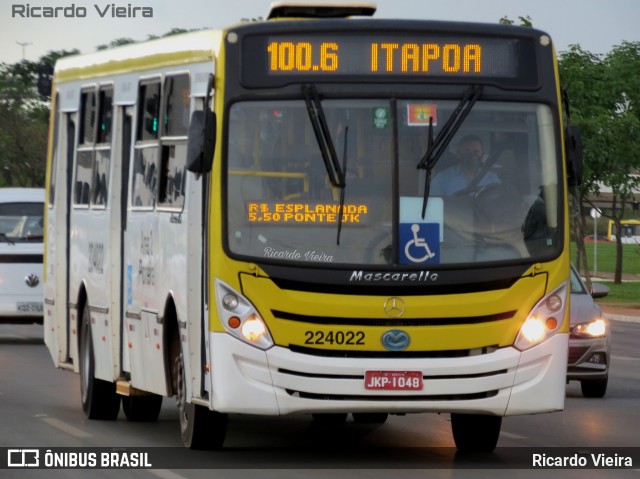 Viação Pioneira 224022 na cidade de Brasília, Distrito Federal, Brasil, por Ricardo Vieira. ID da foto: 8352130.