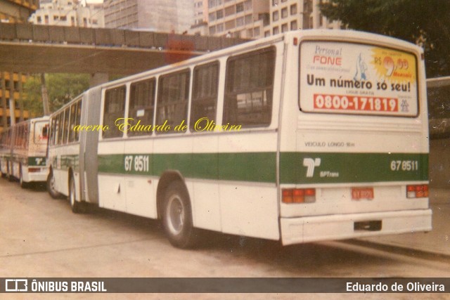 SPTrans - São Paulo Transporte 67 8511 na cidade de São Paulo, São Paulo, Brasil, por Eduardo de Oliveira. ID da foto: 8352710.