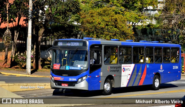 Auto Viação Urubupungá 20.094 na cidade de Barueri, São Paulo, Brasil, por Michael  Alberto Vieira. ID da foto: 8415272.