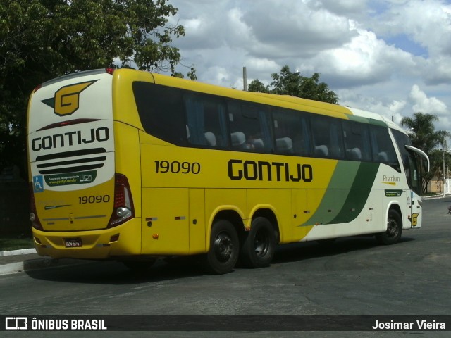 Empresa Gontijo de Transportes 19090 na cidade de Curvelo, Minas Gerais, Brasil, por Josimar Vieira. ID da foto: 8440856.