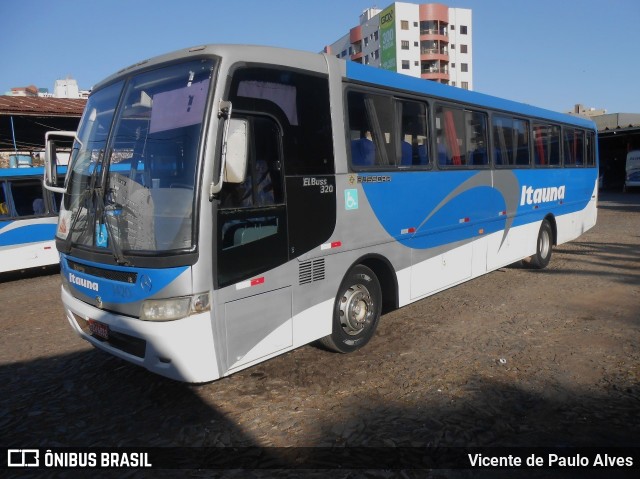 Viação Itaúna 1420 na cidade de Itaúna, Minas Gerais, Brasil, por Vicente de Paulo Alves. ID da foto: 8450469.